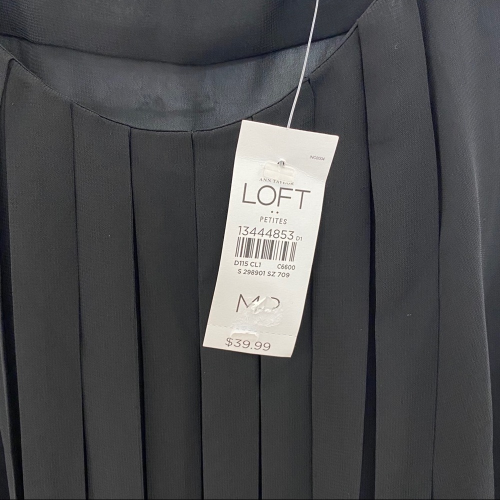 NWT Loft Pleated Black Sheer Sleeveless Top Sz MP - Picture 8 of 8